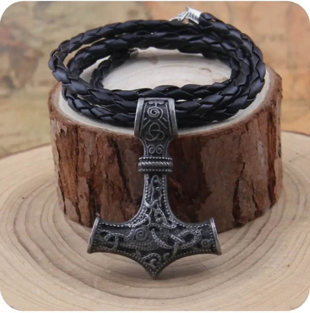 Thor's Hammer Mjölnir Pendant Viking Necklace - fjornval