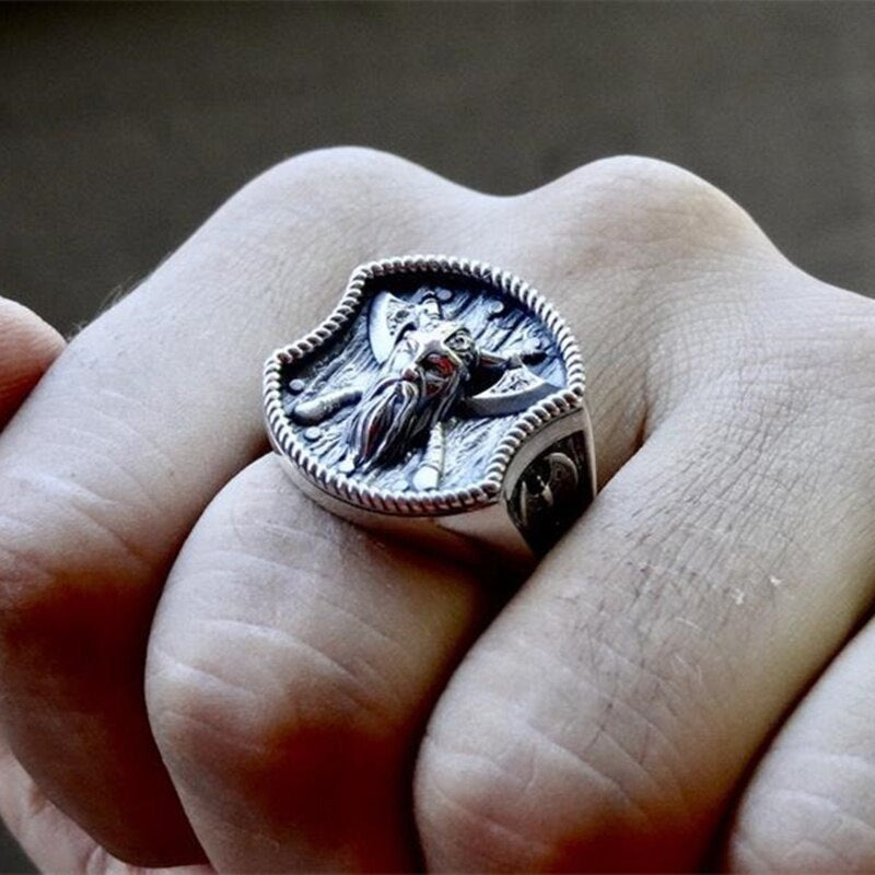 Viking double axe & Viking warrior steel ring - fjornval